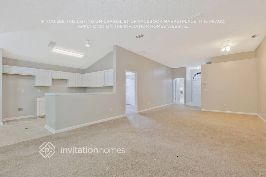 Building Photo - 921 Mineral Creek Dr