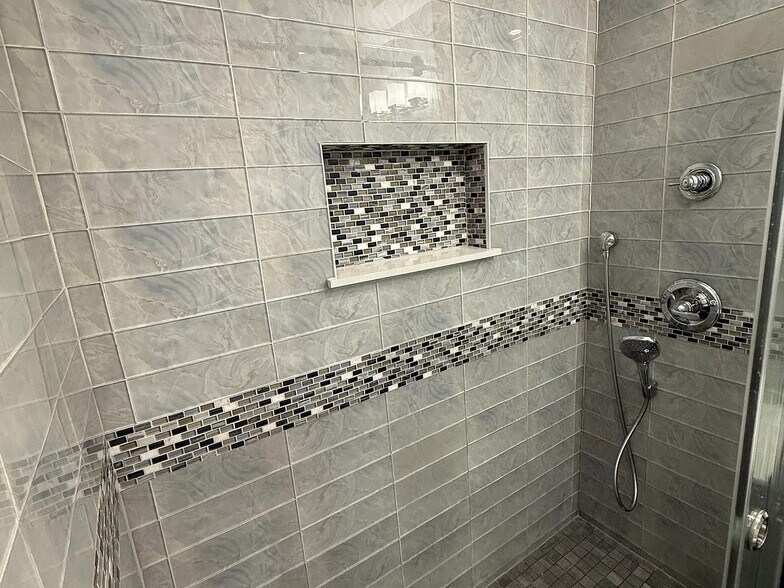 Building Photo - 20709 34th Ave