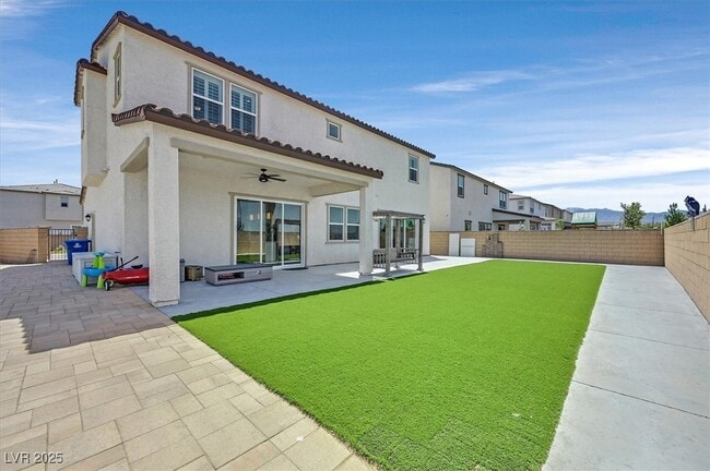 Building Photo - 10112 Pleasant Knoll Ave