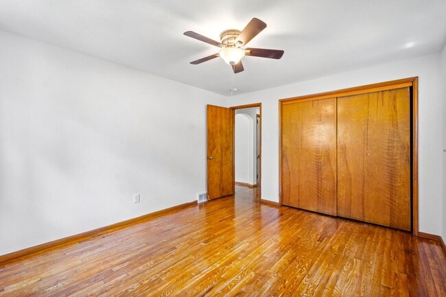 Building Photo - AVAILABLE AUGUST 1ST! STUNNING 3 BEDROOM IN BEECHVIEW!