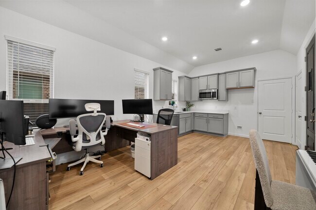 Building Photo - 3704 Field Coast Ln