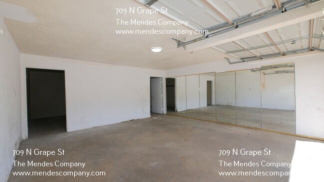 Building Photo - 709 N Grape St