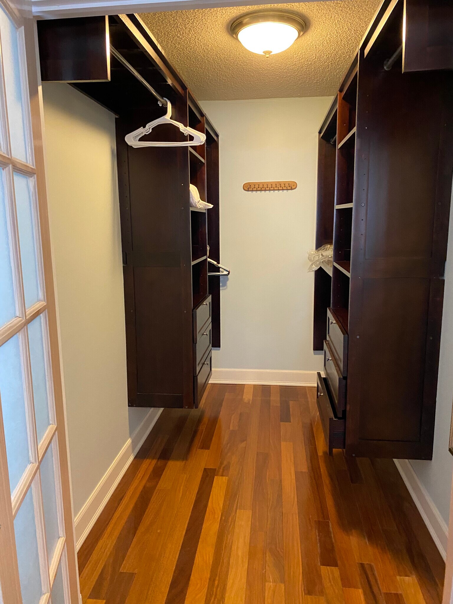 Building Photo - 5802 Monterey Ave