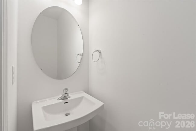 Building Photo - 3012 Rexton Ln