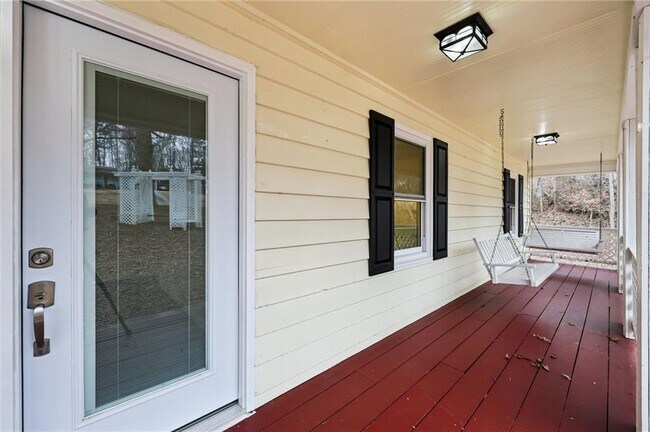 Building Photo - 182 Oak Forest Dr