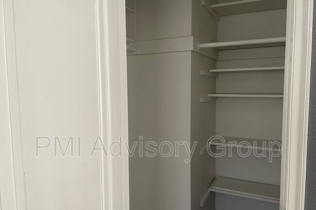 Building Photo - 3220 SW Huntoon St