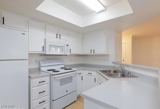 Building Photo - 8600 W Charleston Blvd