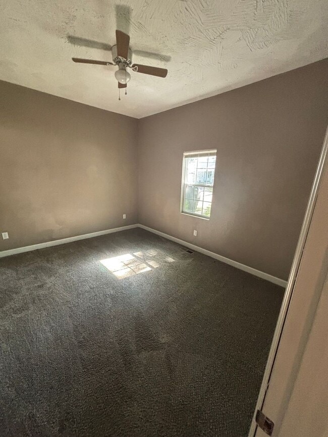 Building Photo - Charming 2BR Retreat