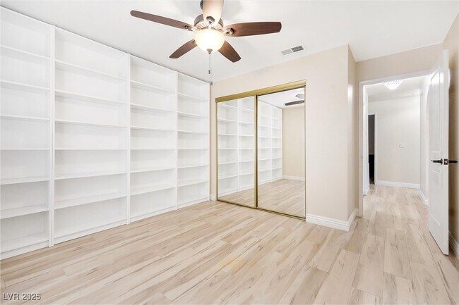 Building Photo - 2200 S Fort Apache Rd