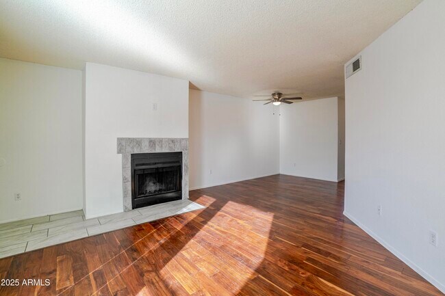 Building Photo - 11640 N 51st Ave