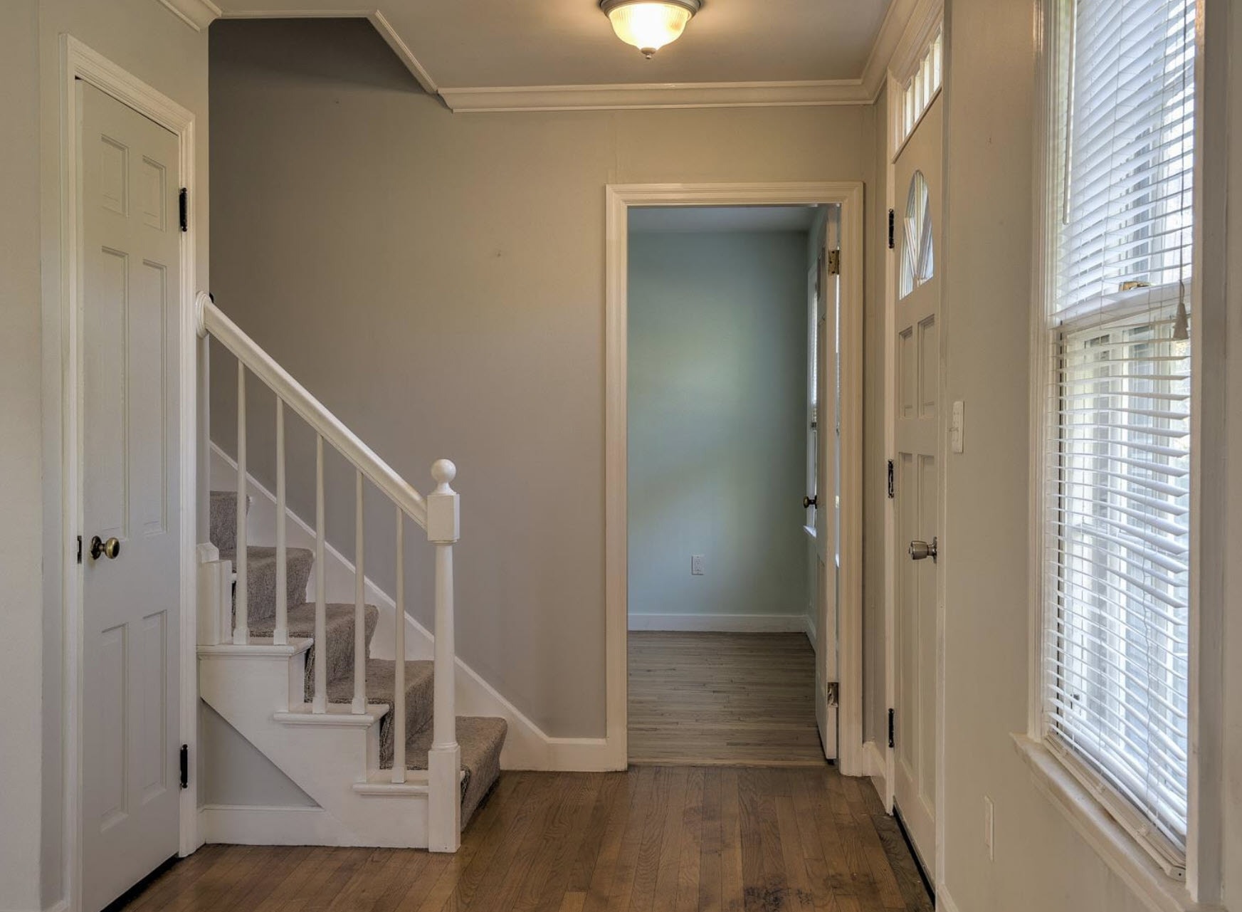 Building Photo - 35 Hastings Ave