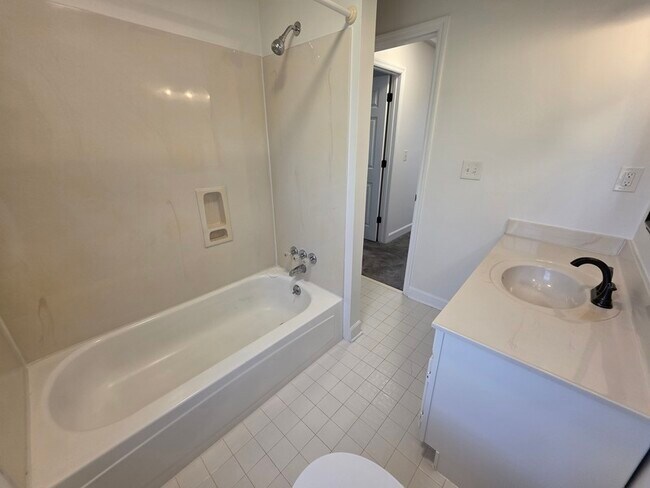 Building Photo - 1771 Defoor Ave NW