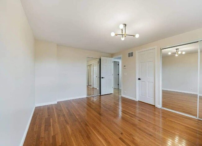 master bedroom - 1032 Denham Pl