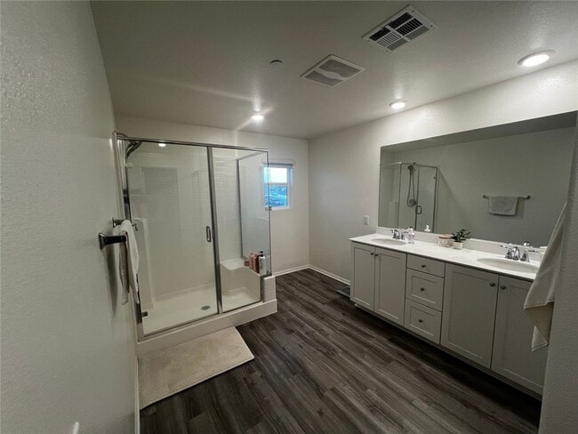 Building Photo - 28388 Memory Ln