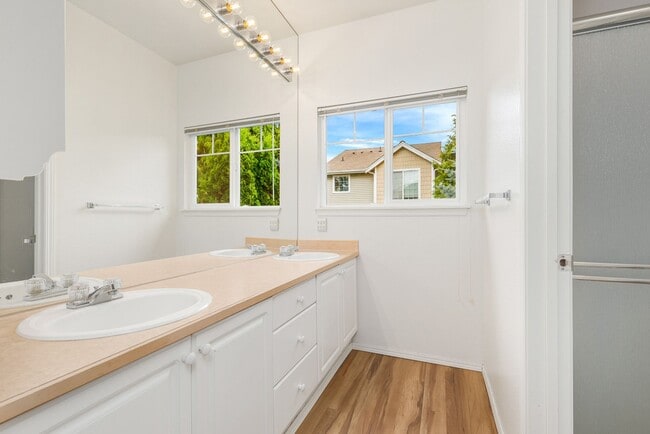 Building Photo - End Unit 2 Story Townhome Plus Bonus Office Area - 2 Car Garage