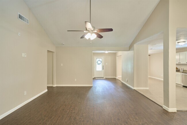 Building Photo - 24411 Pine Canyon Dr