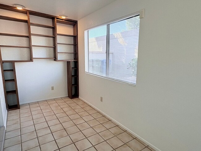 Building Photo - Cozy 3 bed/2 bath home in North East Tucson