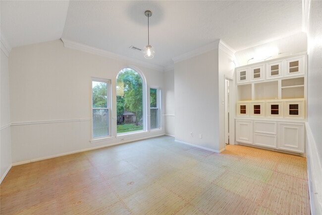 Building Photo - 21450 Park Post Ln
