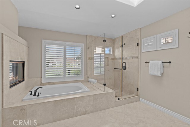 Building Photo - 22711 Las Brisas Cir