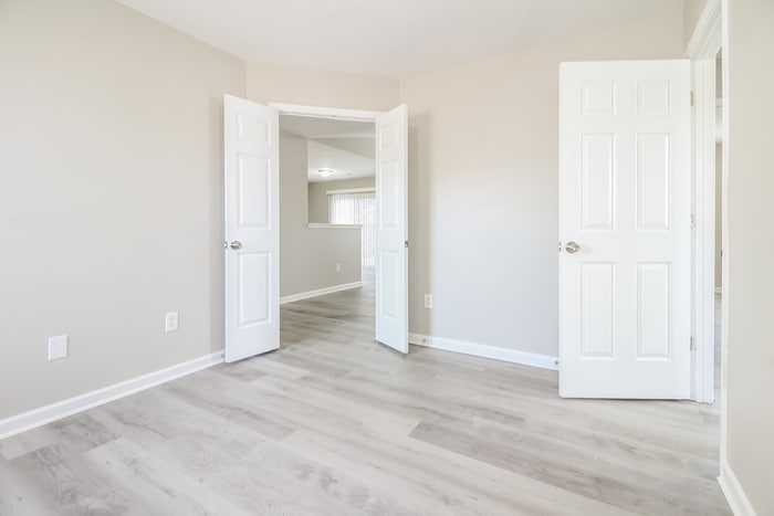 Building Photo - 206 Yukon Dr