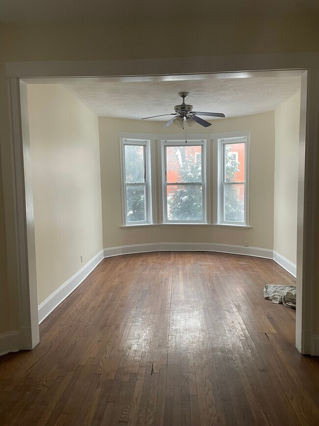 Building Photo - Haddon