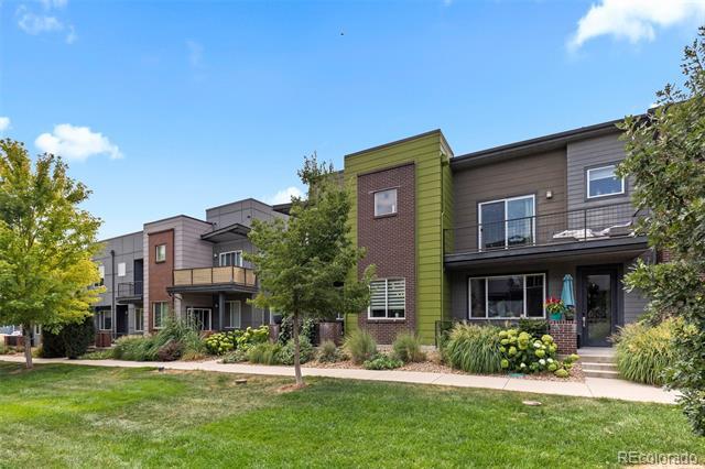Building Photo - 2065 W 67th Pl
