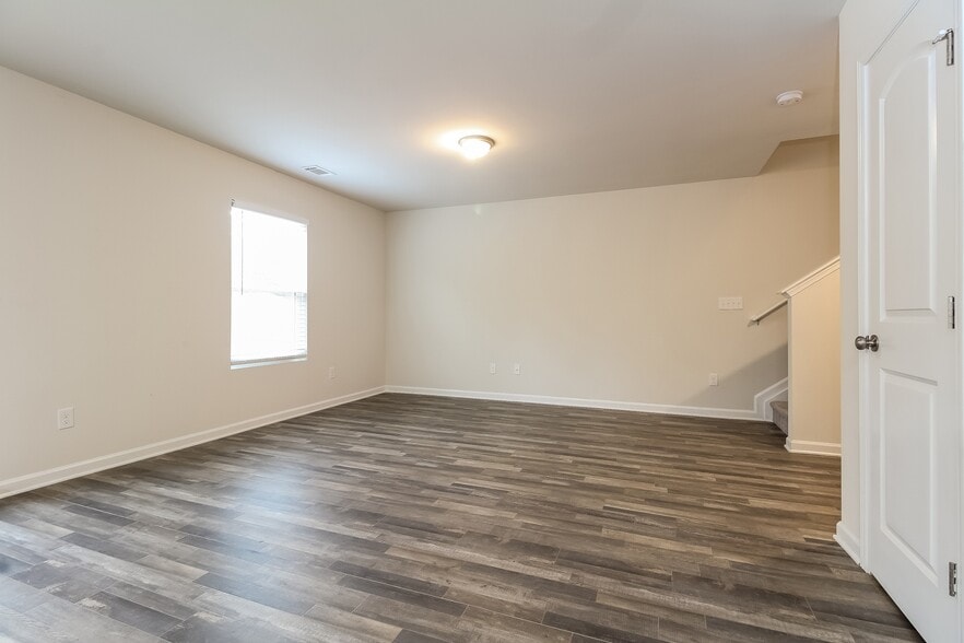 Building Photo - 508 Wagon Trail