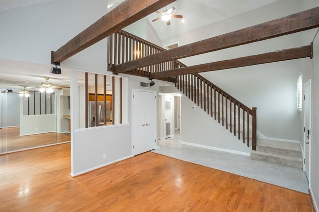 Building Photo - 5419 Hickory Park Dr