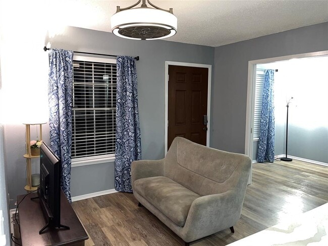 Primary Photo - 7801 Shoal Creek Blvd