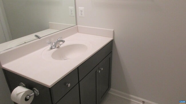 Building Photo - 4758 Loyola Wy