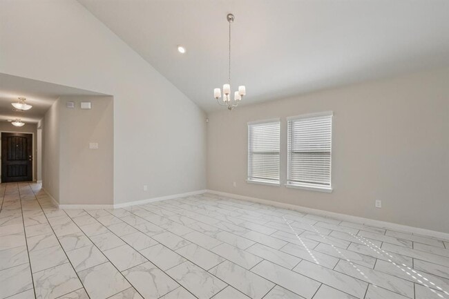 Building Photo - 112 Comet Pointe Dr