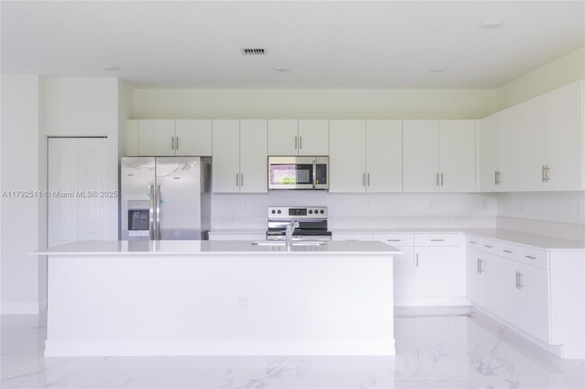 Building Photo - 21040 SW 127th Pl