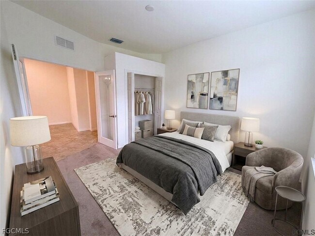 Building Photo - 1980 Wellington St