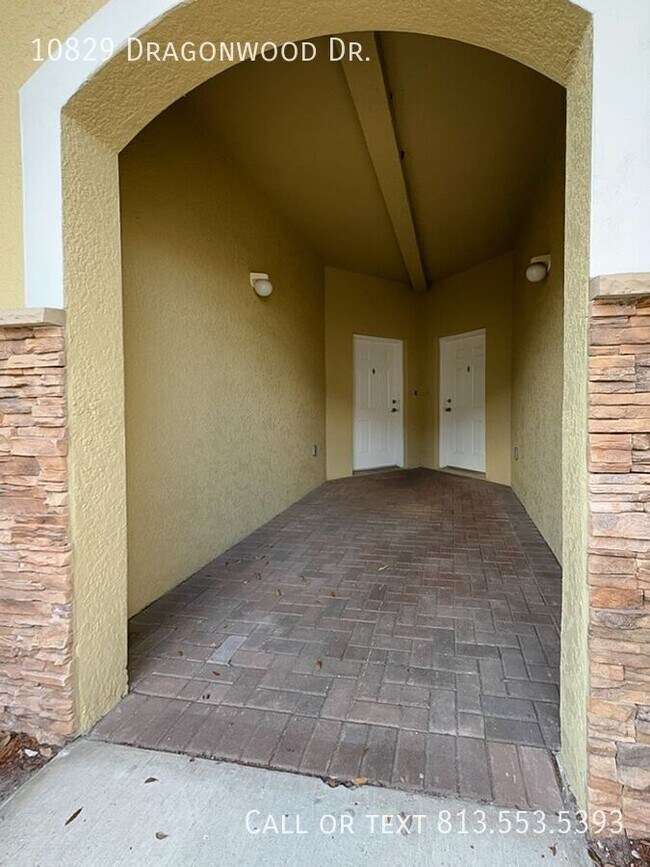 Building Photo - 10829 Dragonwood Dr