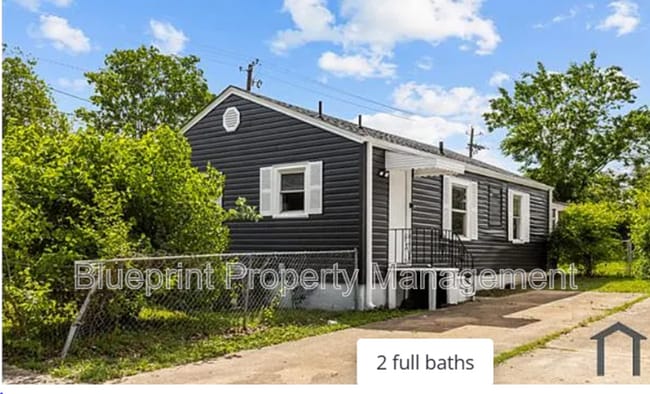 Building Photo - 3120 24th St N