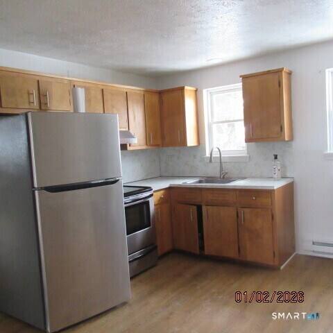 Building Photo - 152 Surrey Dr