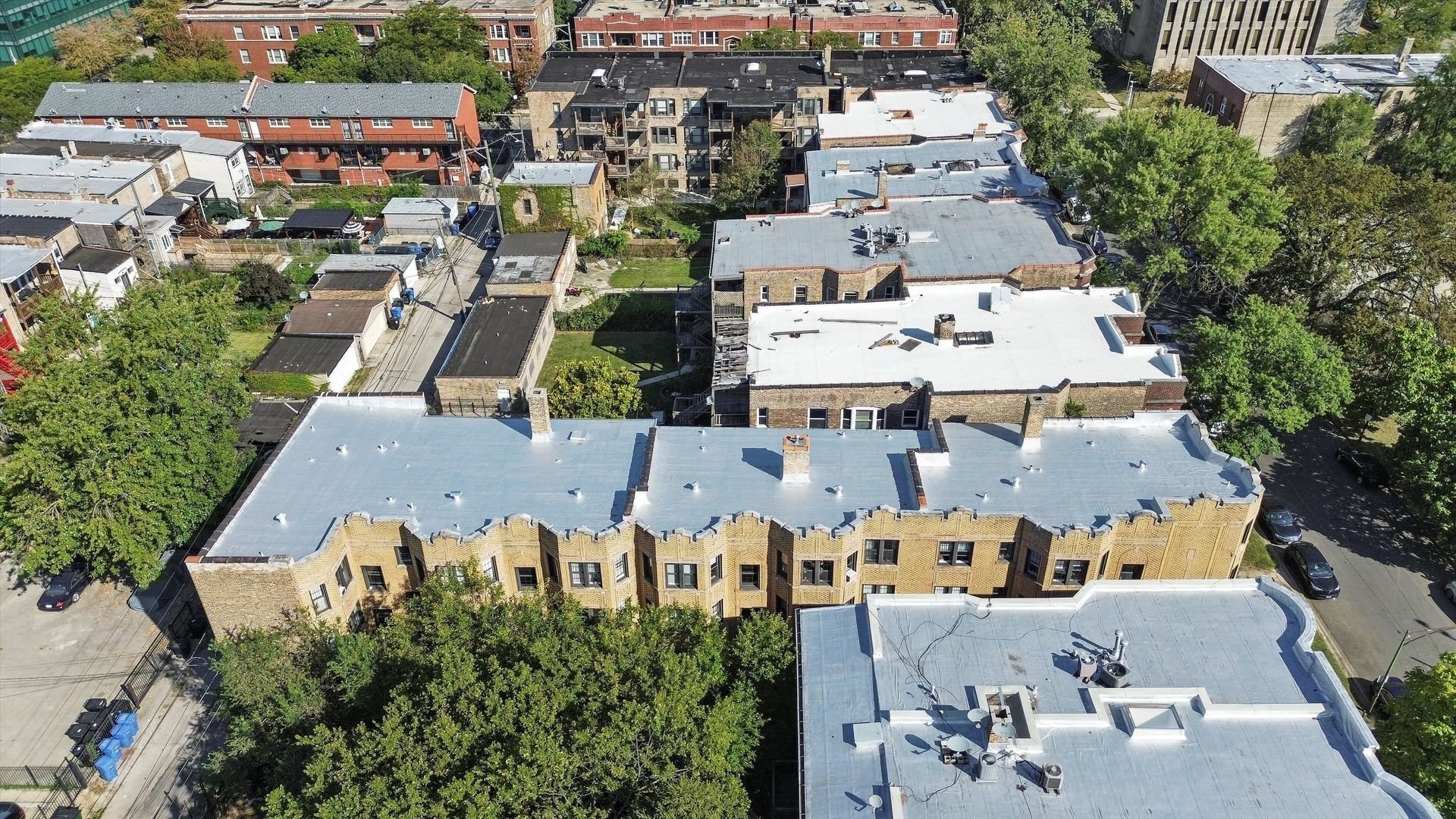 Building Photo - 6124 S Ingleside Ave