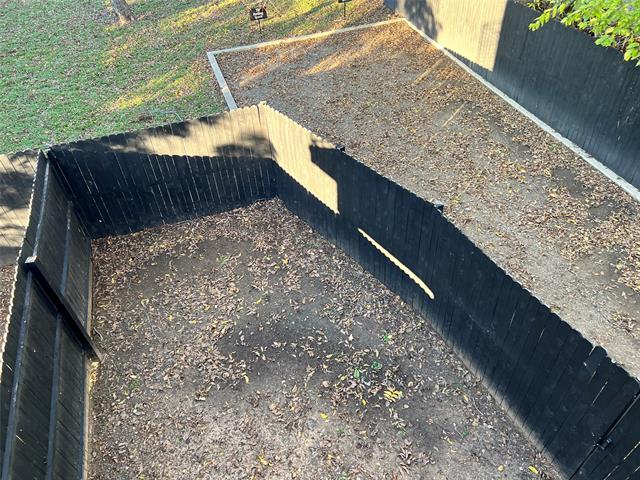 Building Photo - 319 W Page Ave