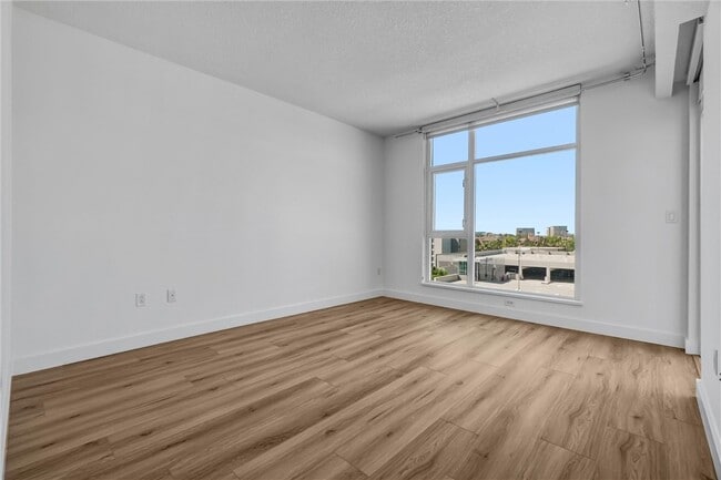 Building Photo - 3131 Michelson Dr