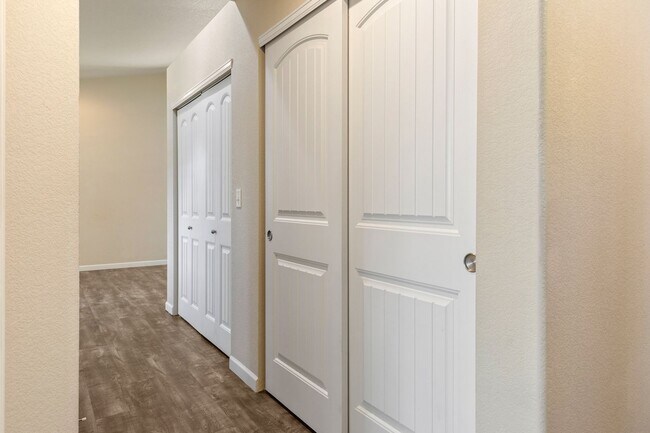 Building Photo - 2235 Sopris Cir