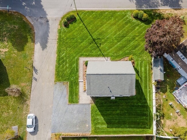 Building Photo - 280 Barlows Landing Rd