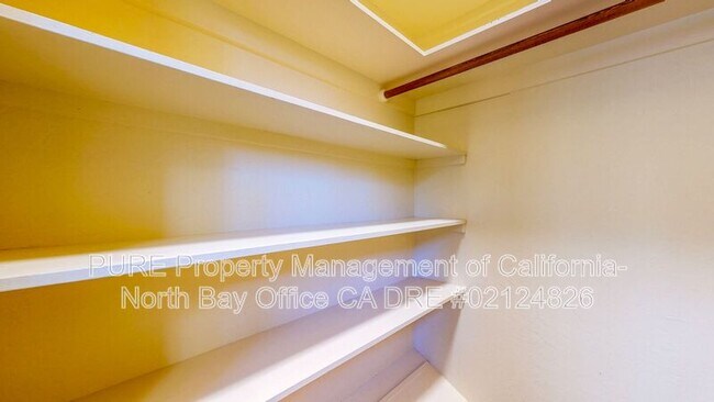 Building Photo - 4939 Dry Creek Rd