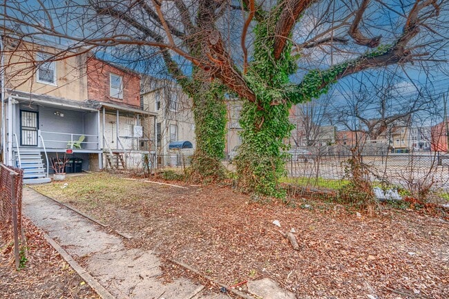 Building Photo - 2417 Maryland Ave