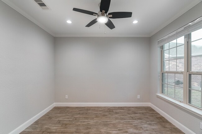 Building Photo - 50 Tidwillow Pl