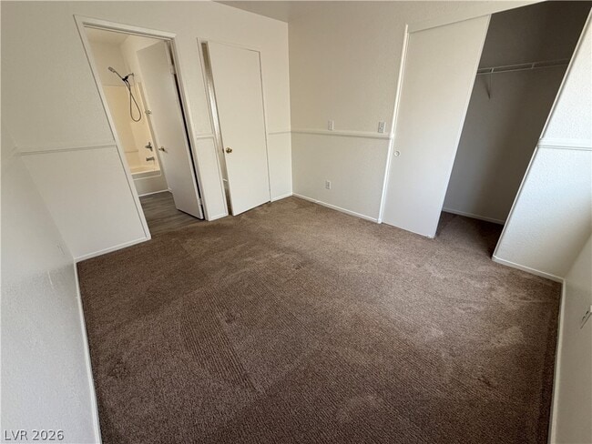 Building Photo - 5211 Paradise Skies Ave