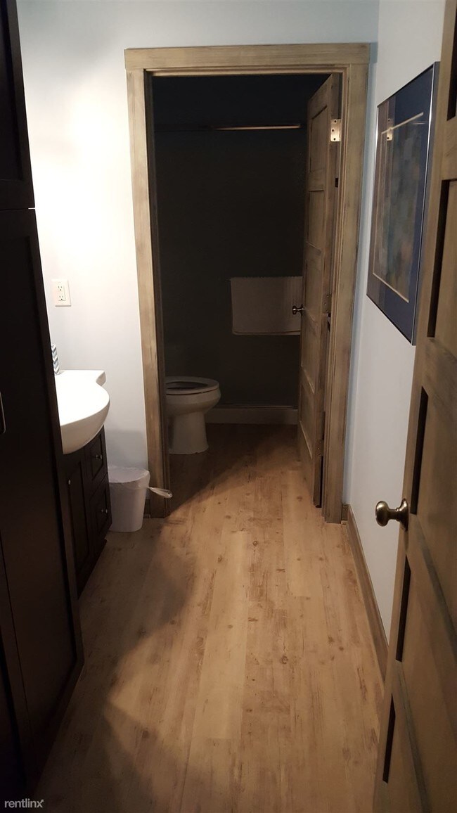 Building Photo - 8 br, 5 bath Condo - 2225 S Shore Dr Harbo...