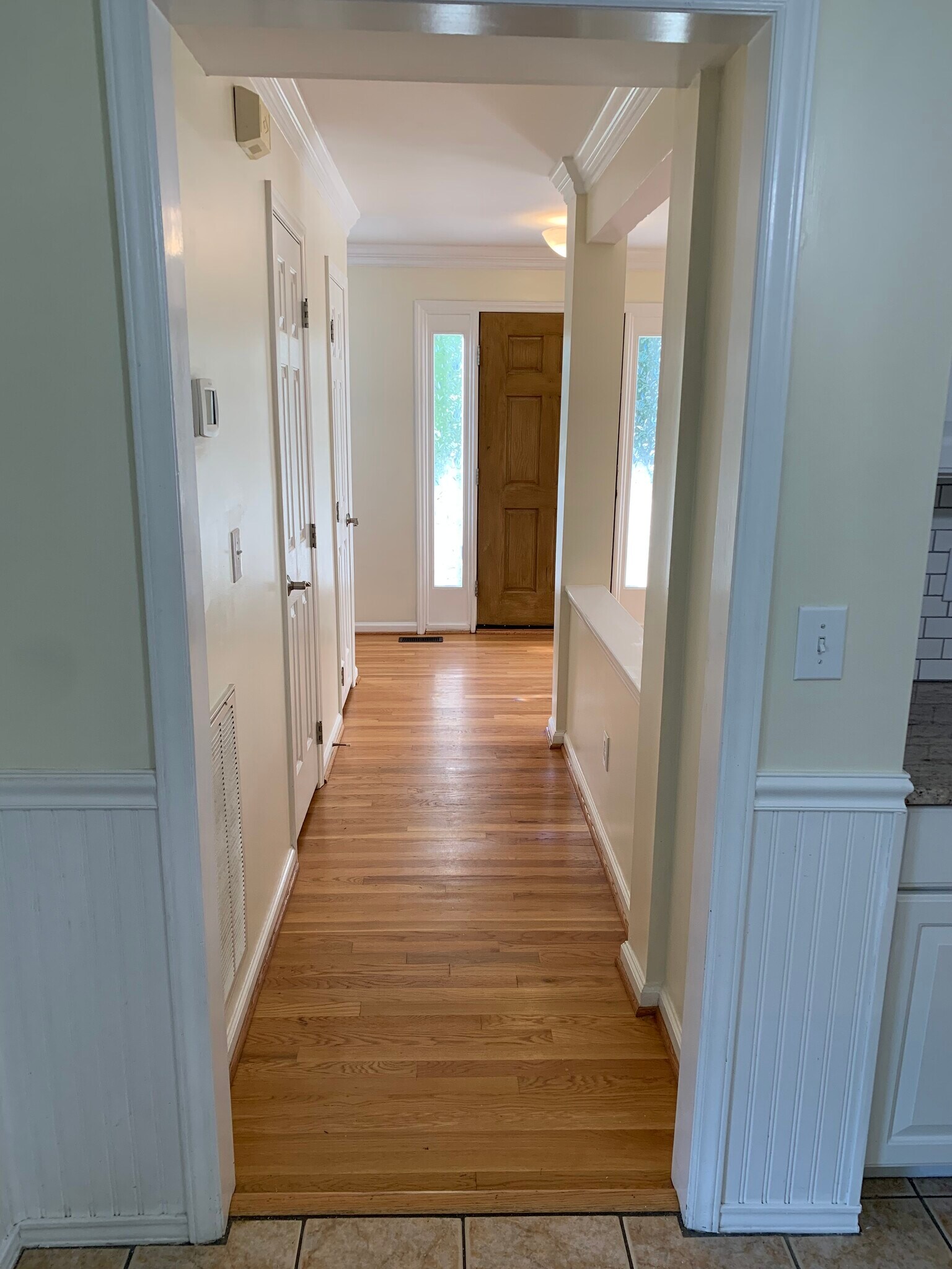 front hallway - 5420 Phillipsburg Dr