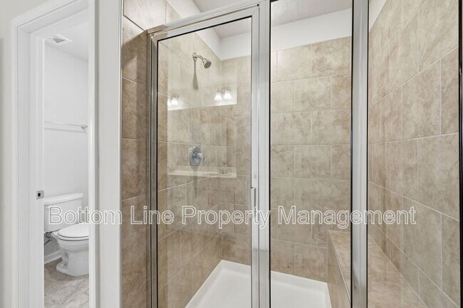 Building Photo - 517 Hanover Shr Ln