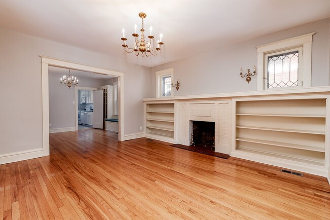 Building Photo - 6615 San Bonita Ave