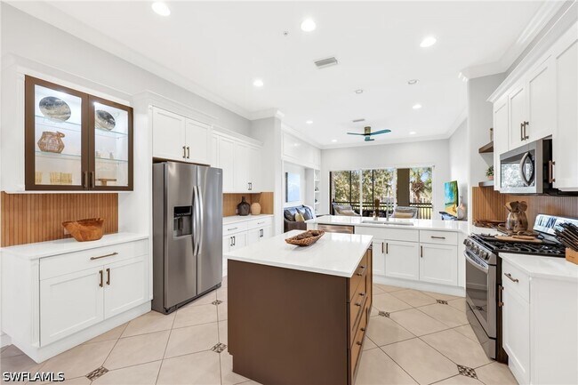 Building Photo - 3031 Marengo Ct